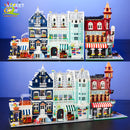 HUIQIBAO Micro Building Blocks City Corner Coffee Shop Architecture Set